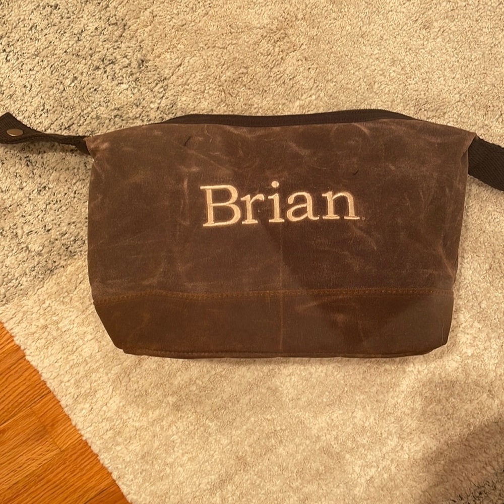 NEW Mens toiletry bag